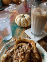 Ooey Gooey Cinnamon Rolls food