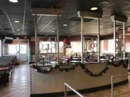 Hardee's inside