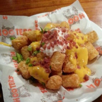 Hooters Rainbow Blvd food