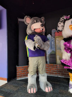 Chuck E. Cheese's inside