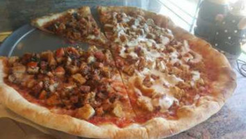 Mystic Island Pizza food