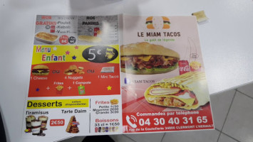 Le Miam Tacos food