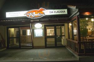 Pizzeria da Claudia Zum Bus inside