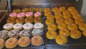 Yummi Donuts food