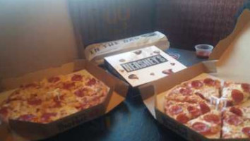 Pizza Hut food