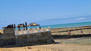 CafÉ De La Plage food