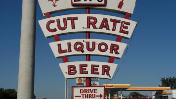 L W's Cut Rate Liquor Beer outside