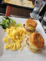 Shoal Creek Tavern food