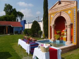 Cazuelas Quinta Plaza outside