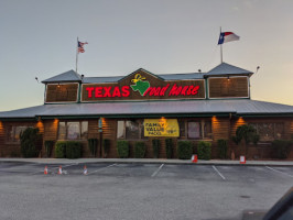 Texas Roadhouse outside