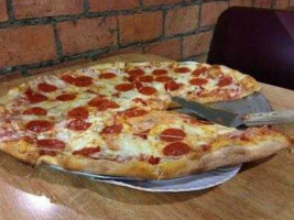 New York Pizza food