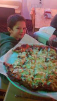 Charlie's Pizza food