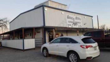 The Rusty Spur Steakhouse Saloon outside