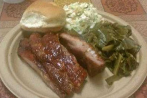 Palmetto Smokehouse food