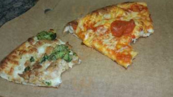 Emilio's Pizza food