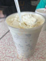 Brenda's Frozen Custard food