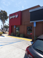 Wendy's outside