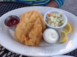 The Peasant's Courtyard food