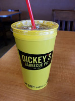 Dickey's Barbecue Pit food