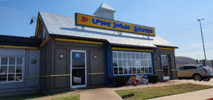 Long John Silver's (31079) outside