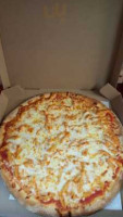 Cousins Pizza food