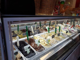 Gelateria Il Camerlengo food