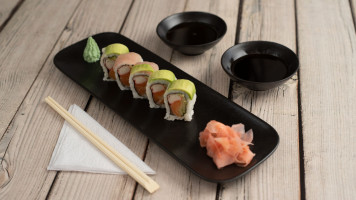 Mizu Sushi food