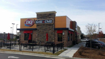 Dairy Queen Grill Chill outside