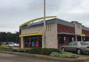 Mcdonald's outside