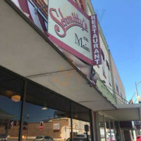 Schmittys On Main outside