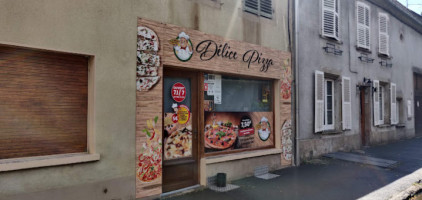 Délice Pizza food