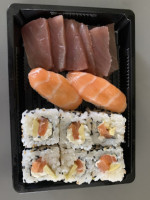 Aime Sushi food