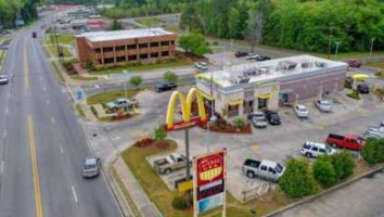 Mcdonald's outside