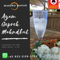 Ayam Geprek Makndhut food