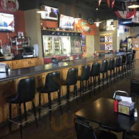 Bears Den Sports Eatery food