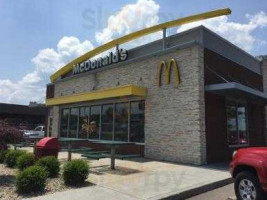 Mcdonald's inside