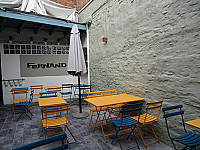 Fernand inside