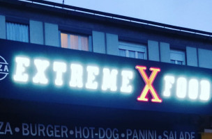 Extreme X Food inside