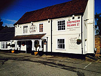 The Red Lion Chelwood Gate outside