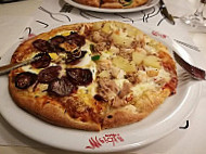 Pizzeria Meidin food