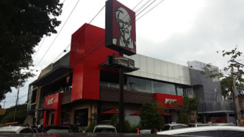 Kfc outside