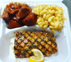 Mimi's Soul Food food