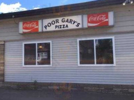 Poor Gary's Pizza Of Eveleth food