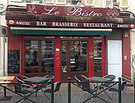 Le Bistrot inside