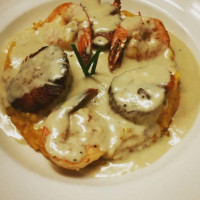 Delucca's Italian Grill food