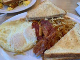 Huddle House food