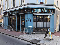 Bistro Bouche inside