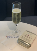 Delta Sky Club inside