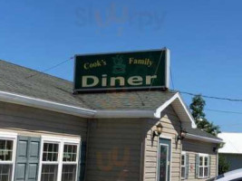 Cooks Family Diner outside