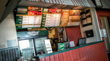 Wingstop inside